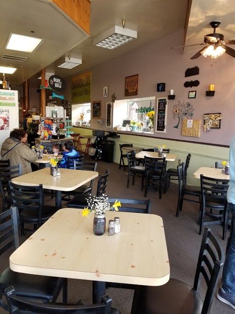 Amangela's Sandwich & Bagel House